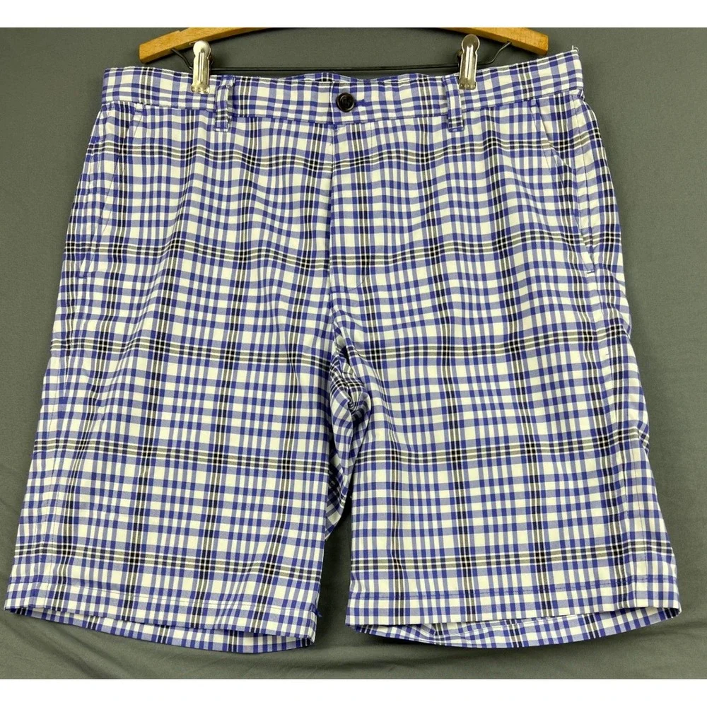 IZOD Golf Shorts Mens 36 Blue White Plaid Excellent Performance Flat Front